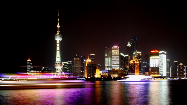 17. Traverse the great Puxi-Pudong divide via ferry