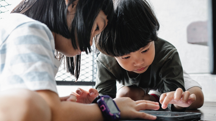 6 fun and educational apps for kids when you're on the go